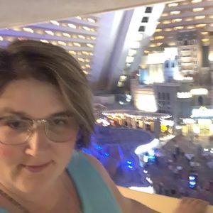 Meet your Posher, Lynne